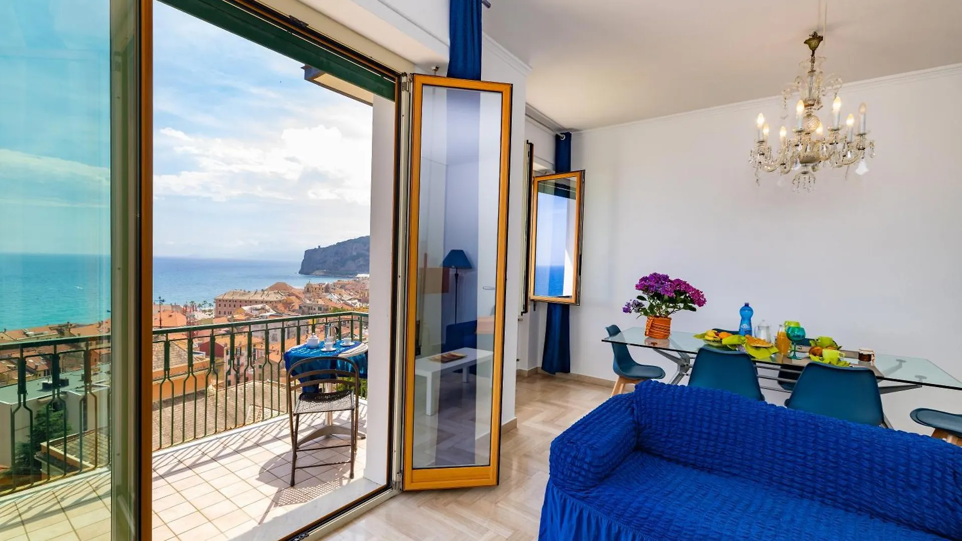 La Casa Nel Blu
